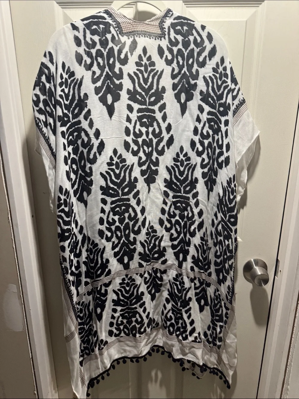 Black & White Patterned Open-Front Kimono